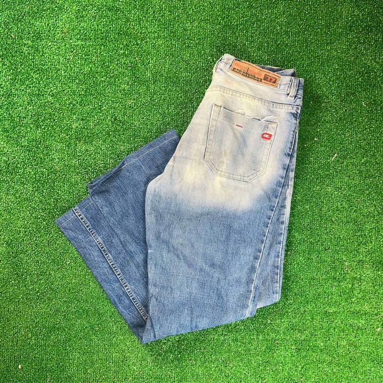 Diesel Y2K Womens Vintage 00s Slim Flair Acid Wash Jeans, size 32/28